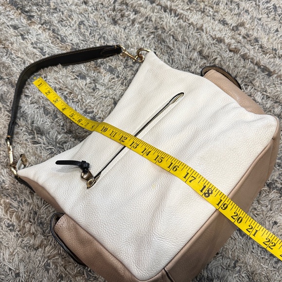 Coach Black Tan cream Leather Bag - Picture 9 of 13